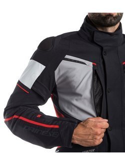 Motocyklowa kurtka tekstylna Dainese Carve Master 2 Gore-Tex® czarno-szaro-czerwona